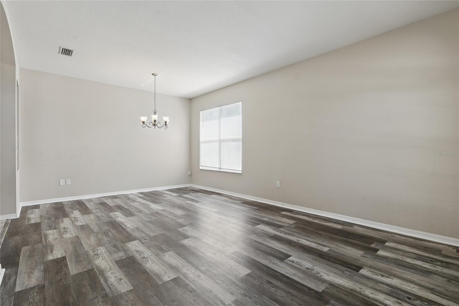 Image 6 of 36 For 11321 Flora Springs Drive