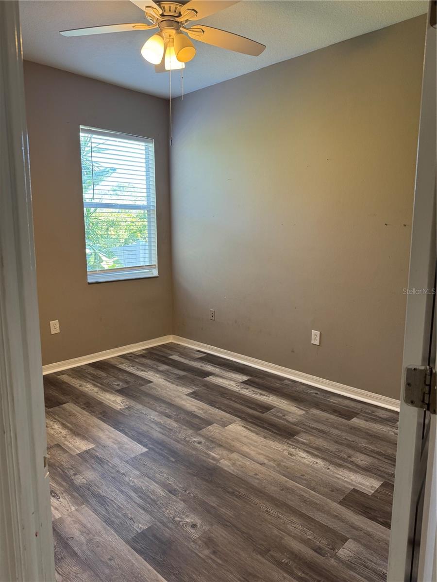 Image 8 of 36 For 11321 Flora Springs Drive