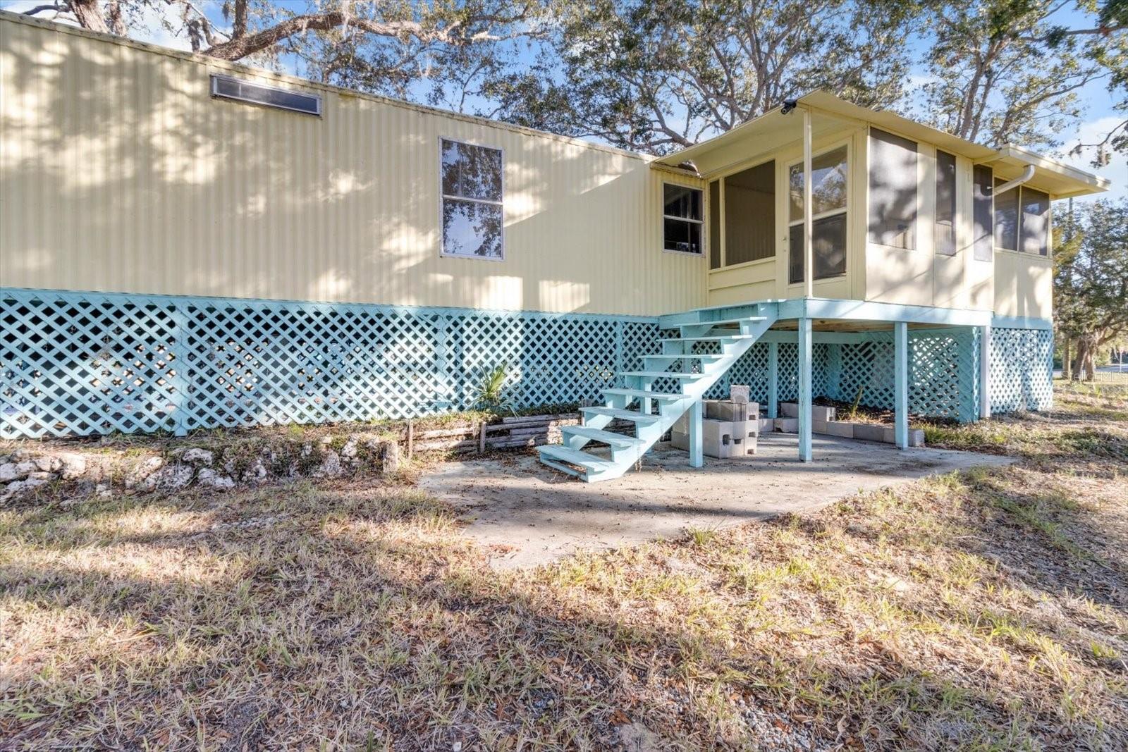 Image 4 of 32 For 2109 Gulfwater Point
