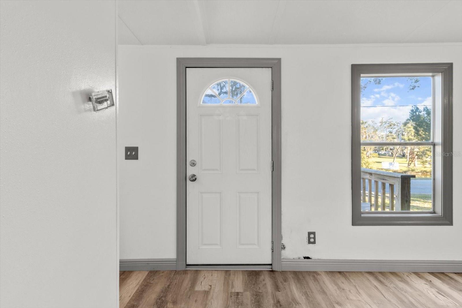 Image 5 of 32 For 2109 Gulfwater Point