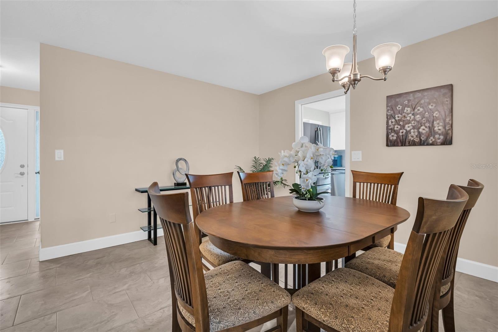 Image 11 of 49 For 1613 Heather Place