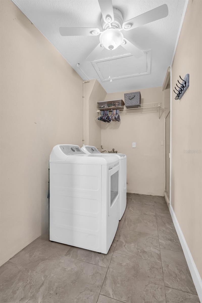 Image 17 of 49 For 1613 Heather Place