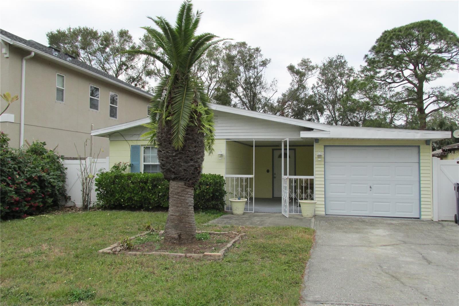 Listing Details for 3317 Iowa Avenue, TAMPA, FL 33611