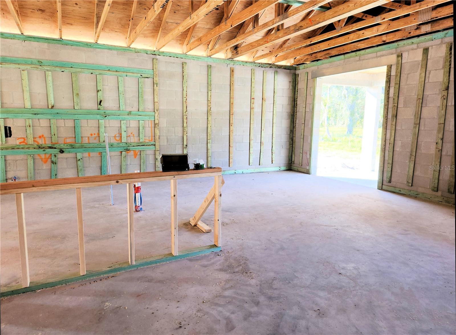 Image 42 of 43 For 422 Shannon Estates Court