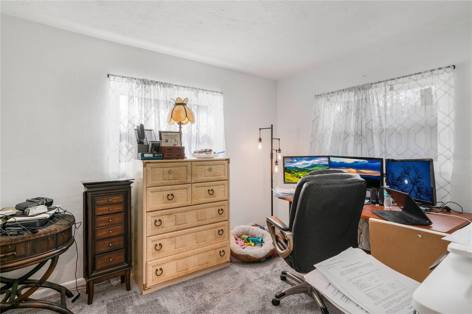 Listing photo id 25 for 524 Washington Street