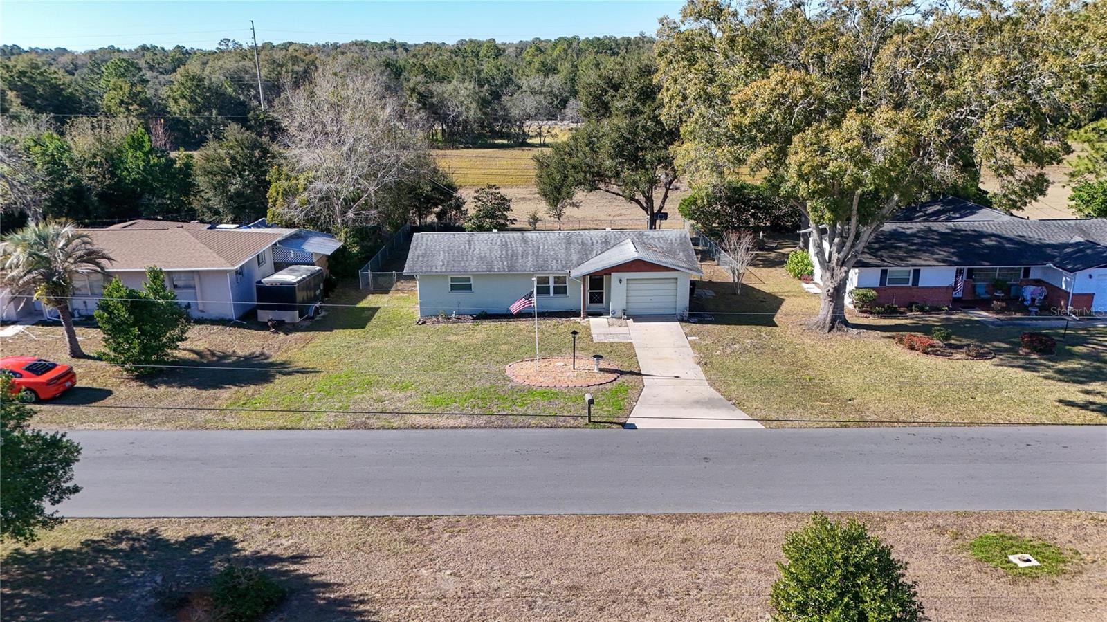 Listing photo id 6 for 524 Washington Street