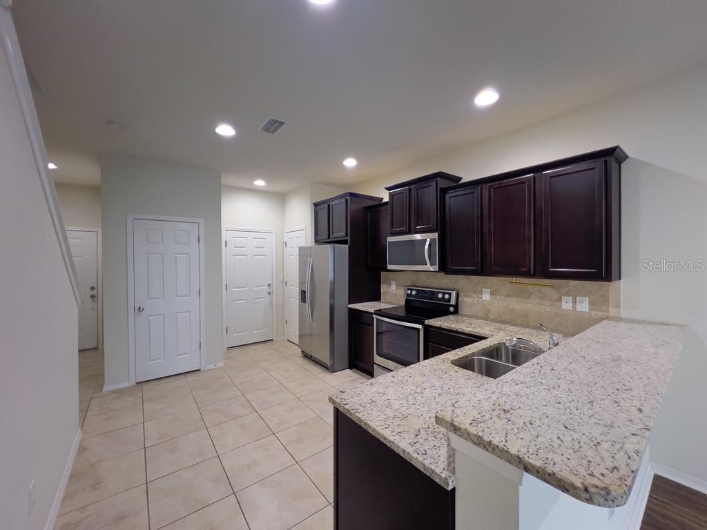 Image 7 of 20 For 4812 White Sanderling Court