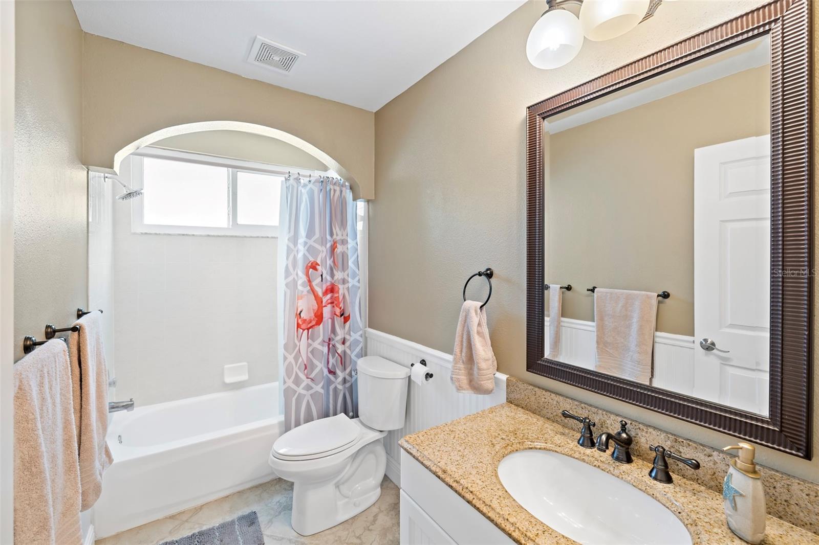 Listing photo id 37 for 4077 Orient Drive