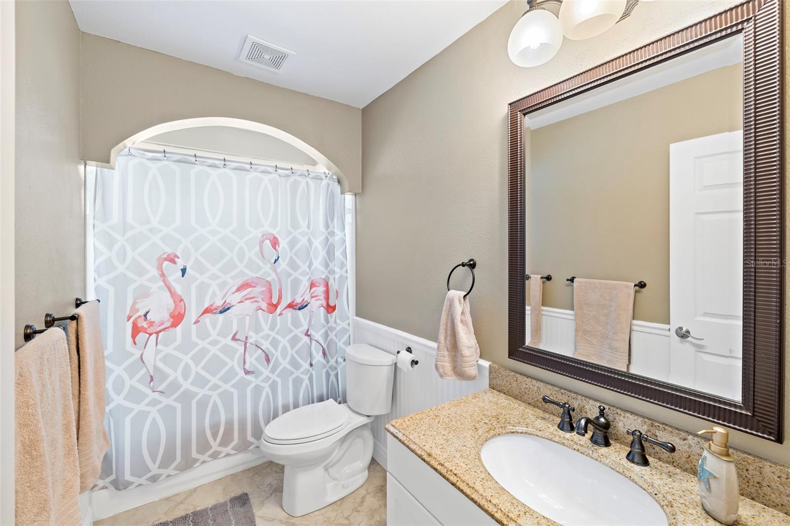 Listing photo id 38 for 4077 Orient Drive