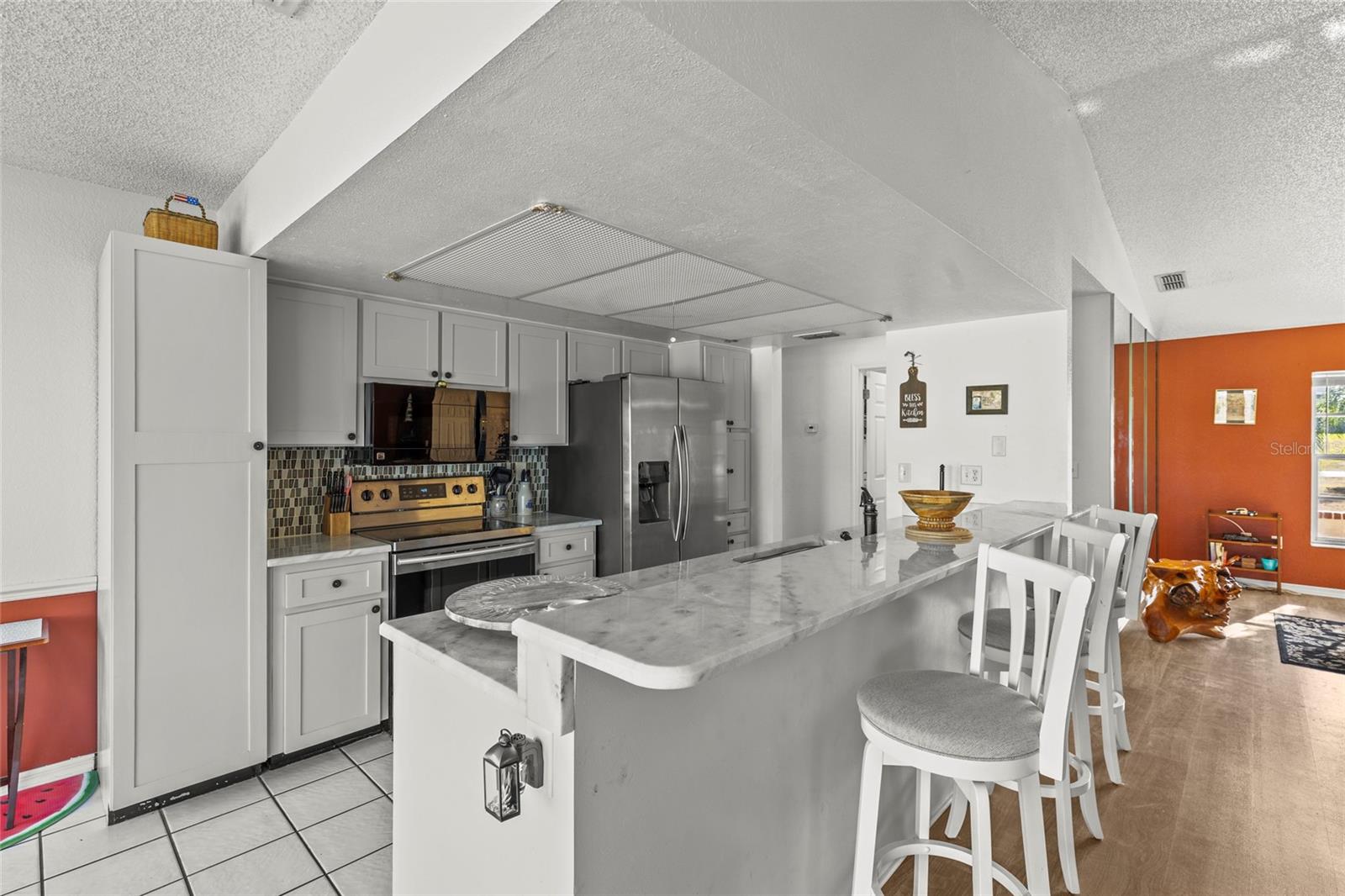 Image 13 of 36 For 13101 Delbarton St