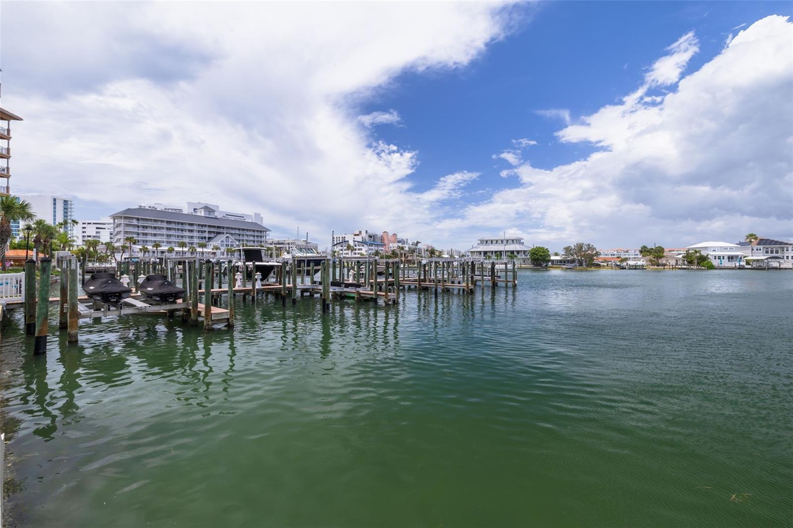 Image 37 of 40 For 530 Gulfview Boulevard 205