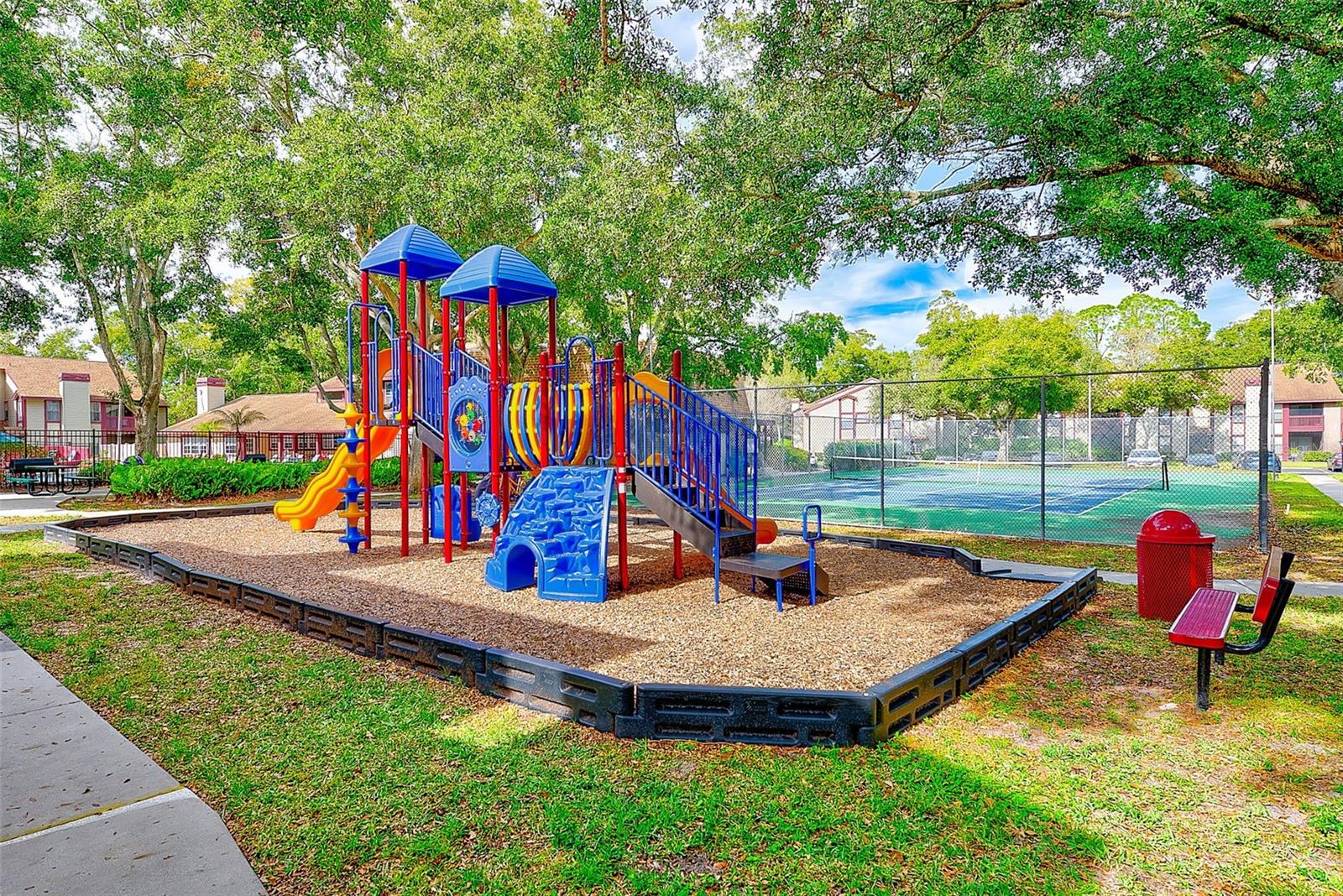 Image 32 of 41 For 1568 Nantucket Court 1302