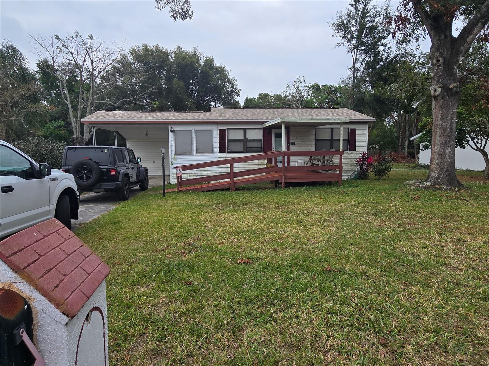 Details for 5902 18th Street, ZEPHYRHILLS, FL 33542