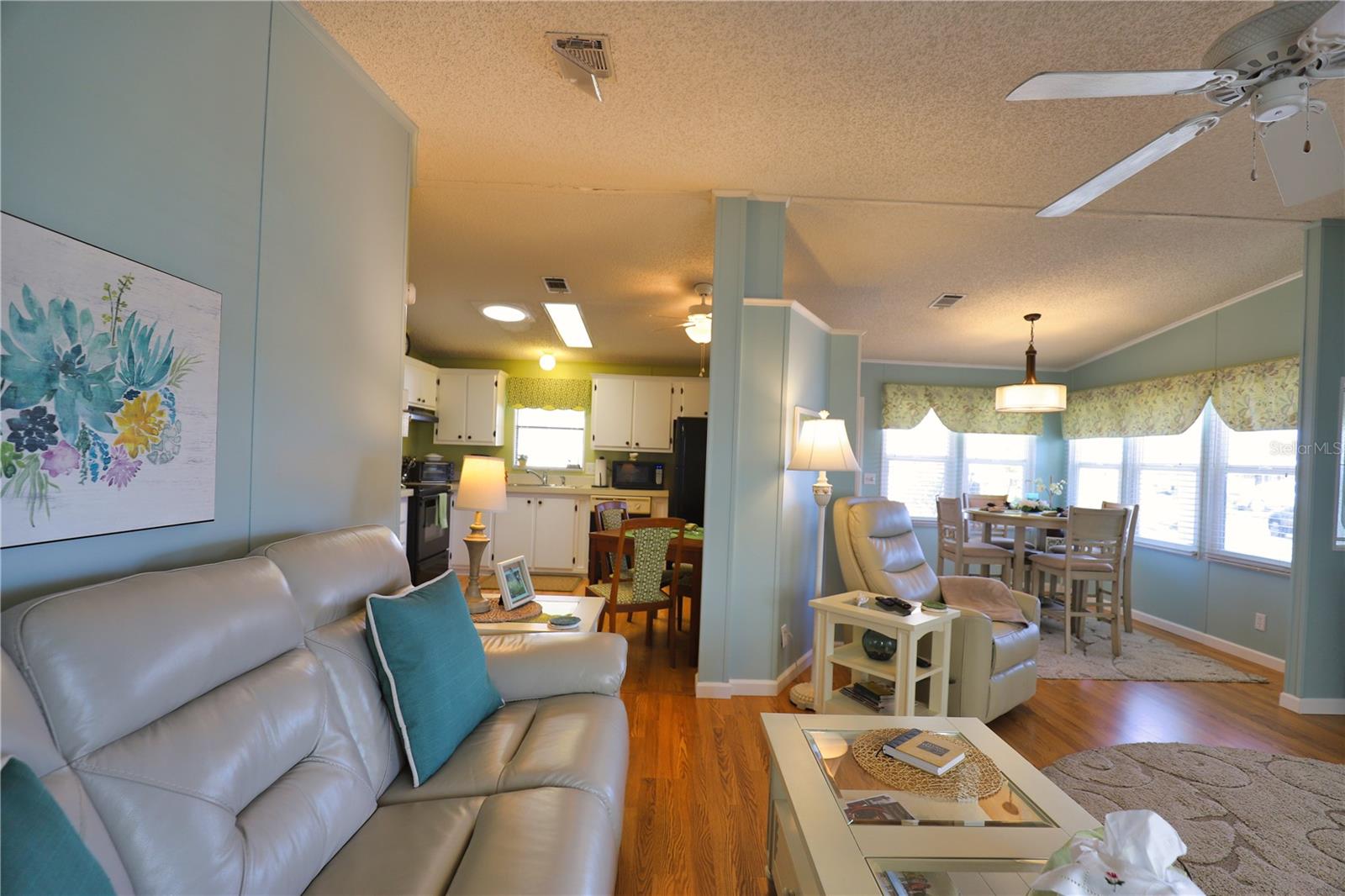 Image 16 of 100 For 513 San Clemente Circle