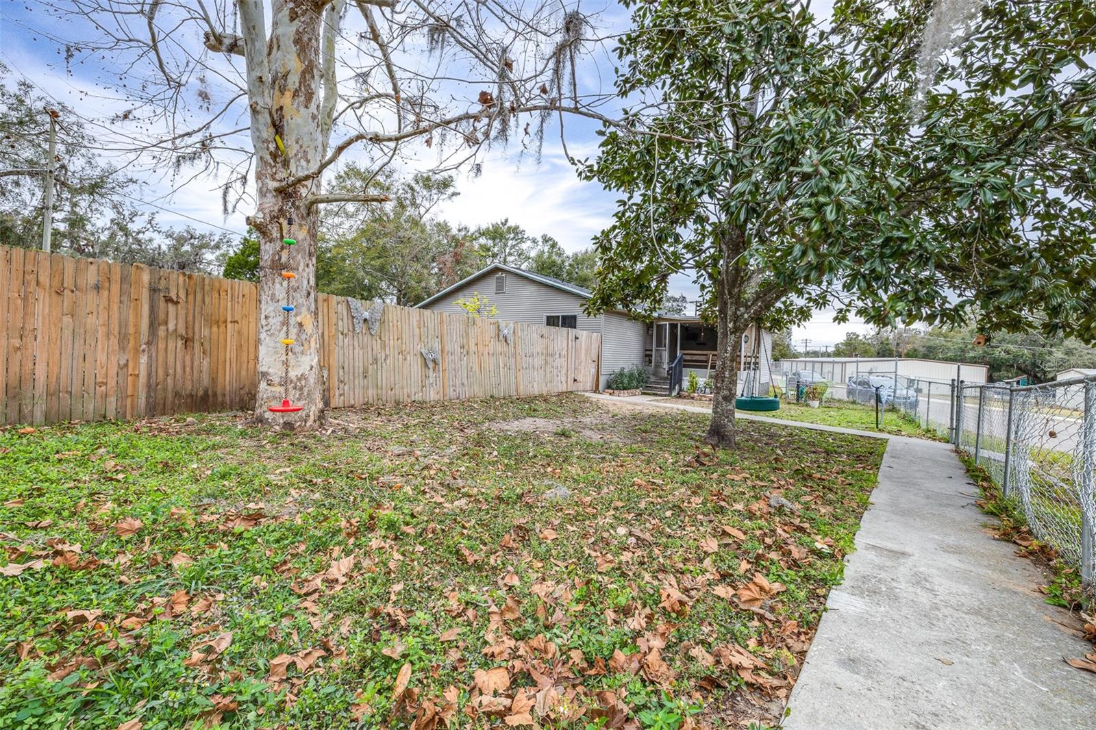 Listing photo id 29 for 14430 10th Street