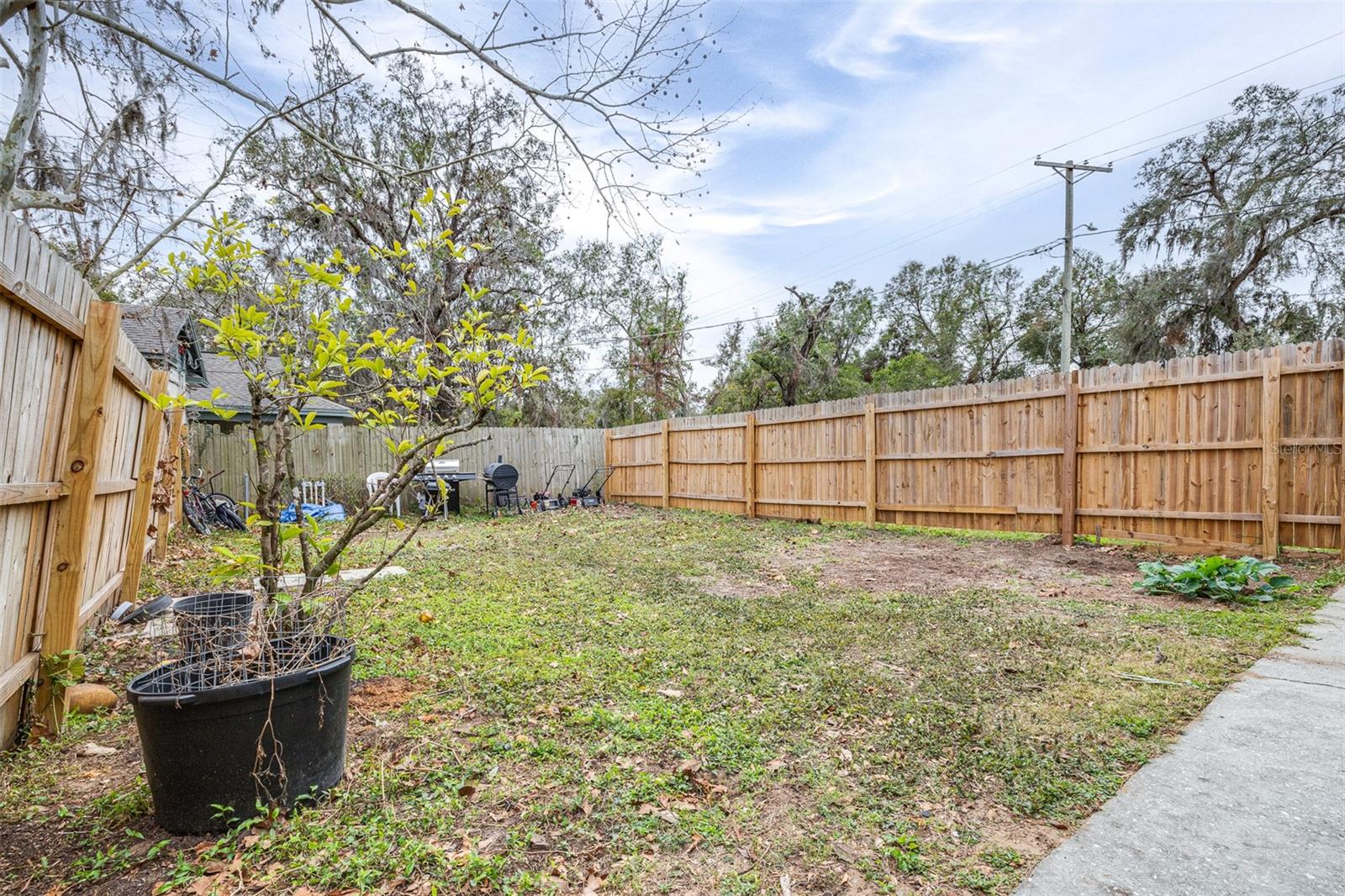 Listing photo id 30 for 14430 10th Street