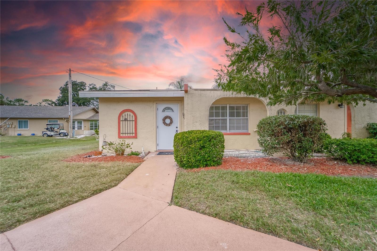 Details for 401 Dorchester Place 52, SUN CITY CENTER, FL 33573