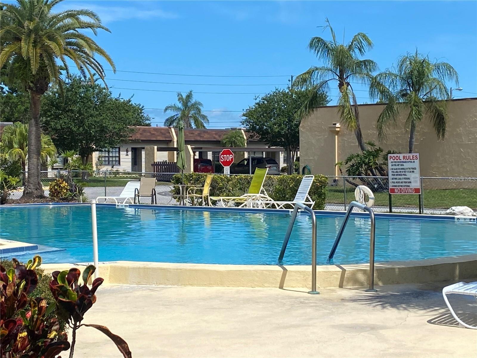 Image 24 of 25 For 13714 Mission Oaks Boulevard 13714