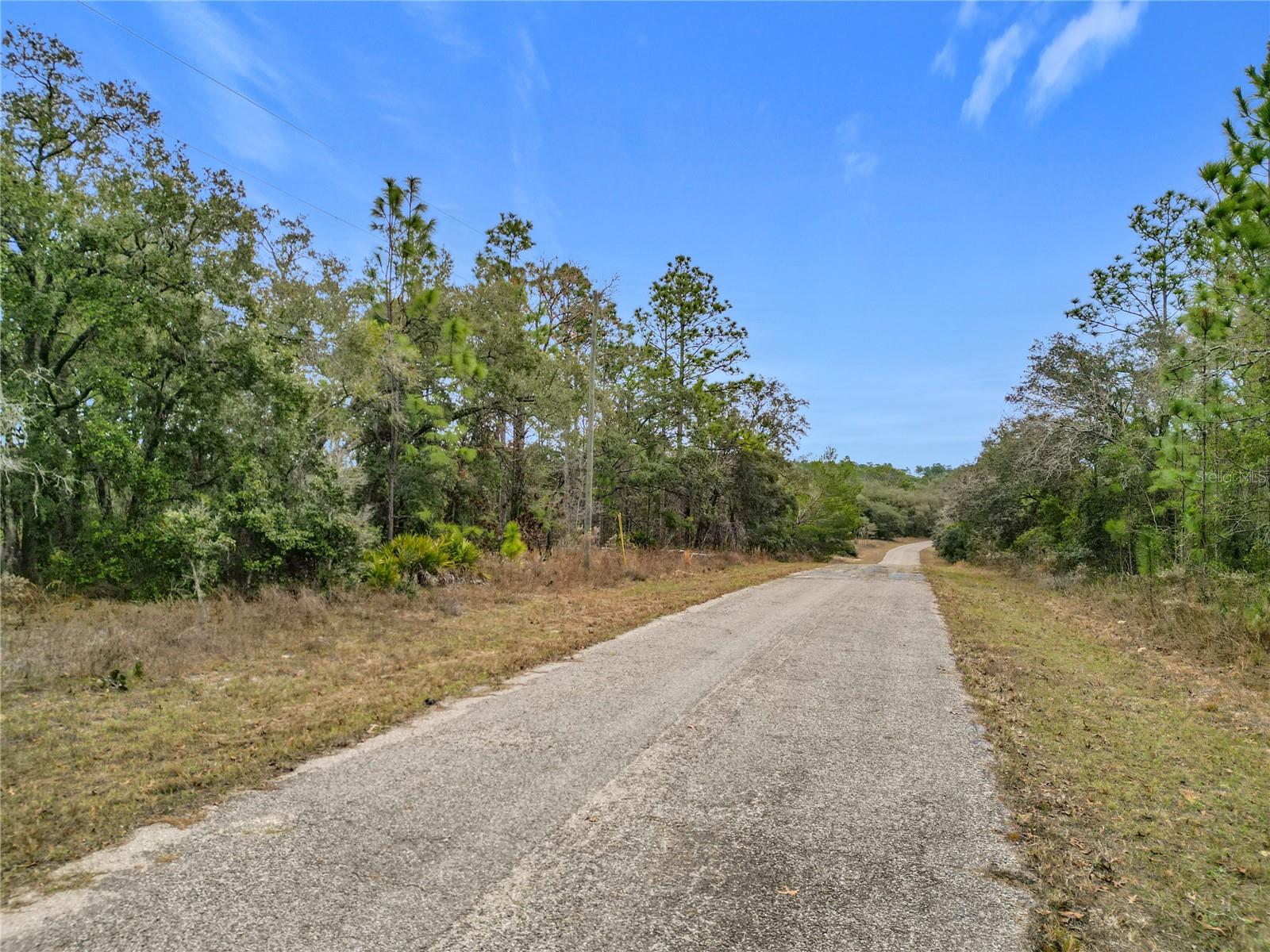 Image 8 of 10 For 1453 W.hialeah Drive