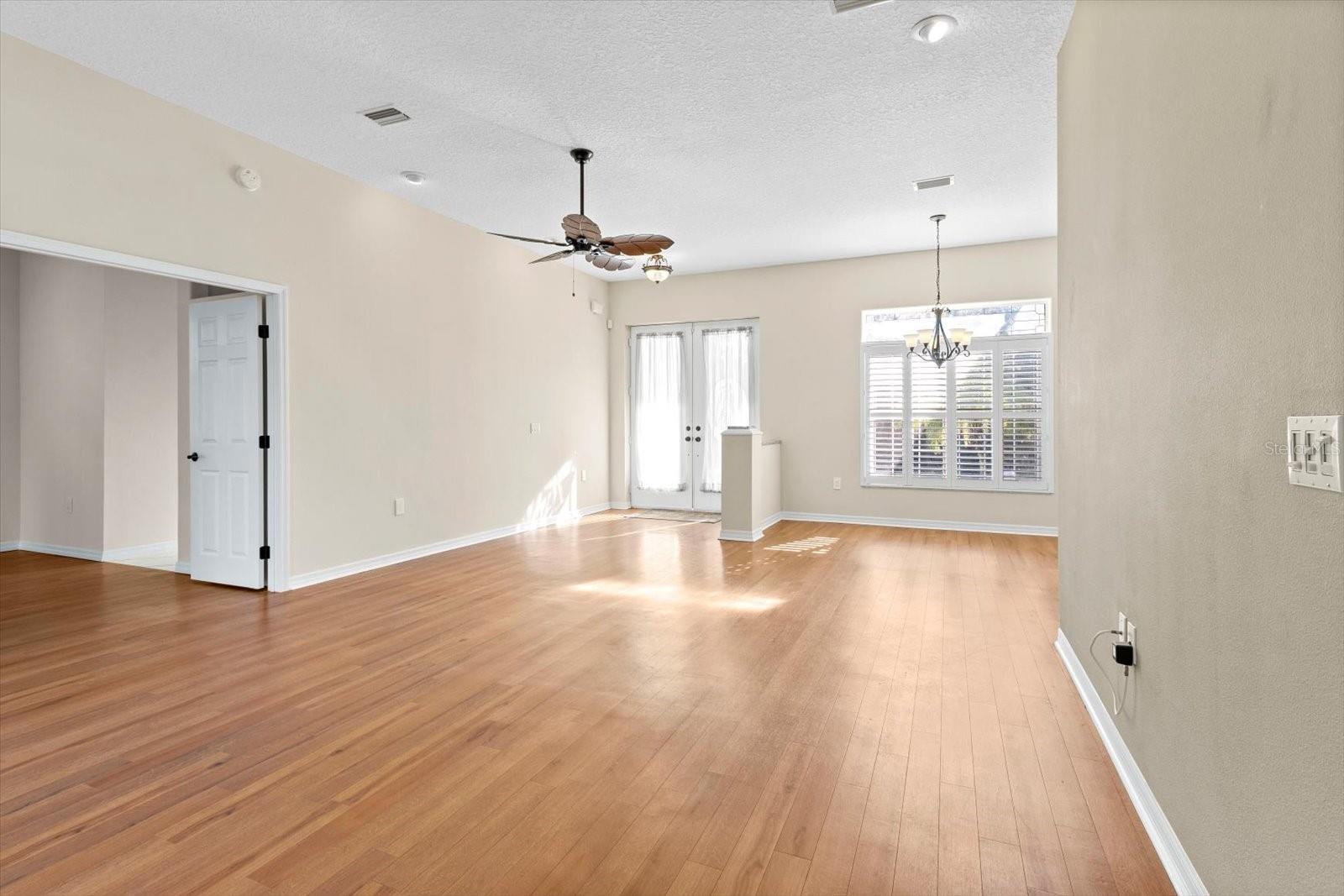 Image 22 of 69 For 4529 Sawgrass Circle