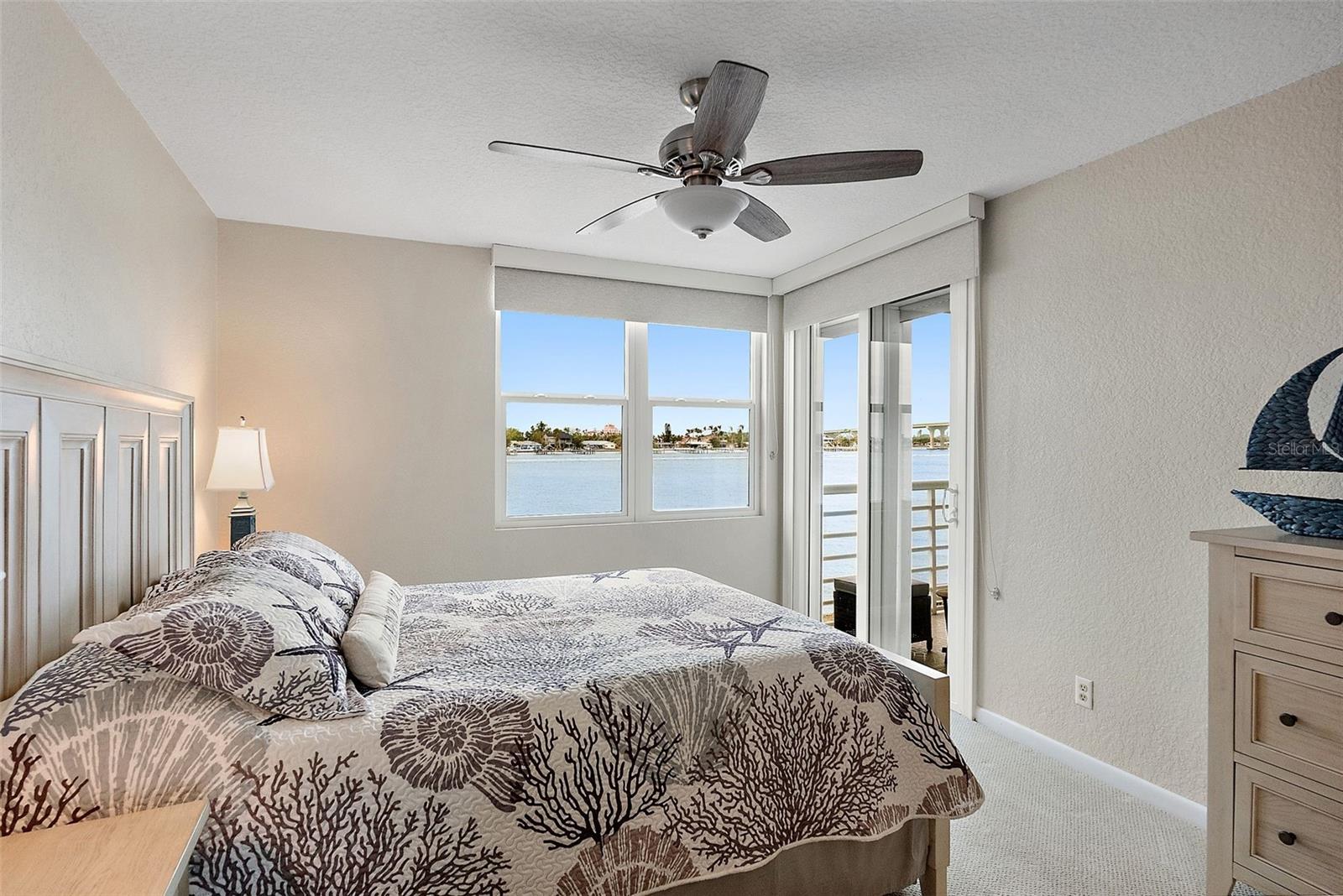 Listing photo id 11 for 6085 Bahia Del Mar Circle 272