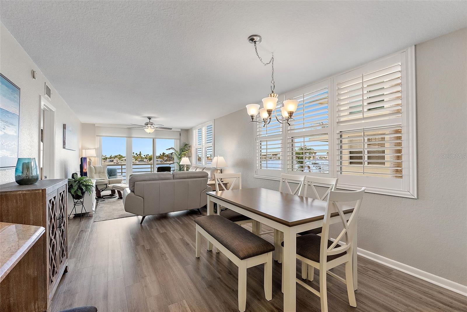 Listing photo id 2 for 6085 Bahia Del Mar Circle 272