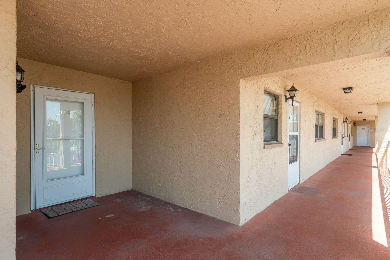 Image 30 of 42 For 19451 Gulf Boulevard 204