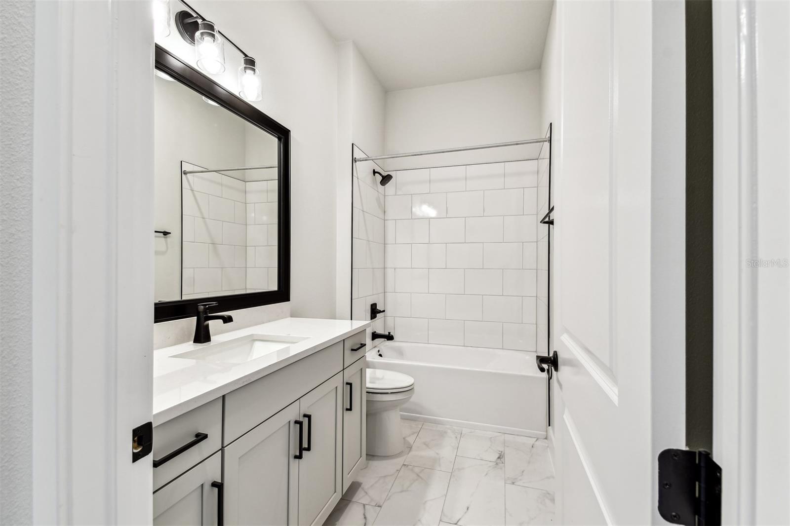 Listing photo id 25 for 5283 Everlong Drive
