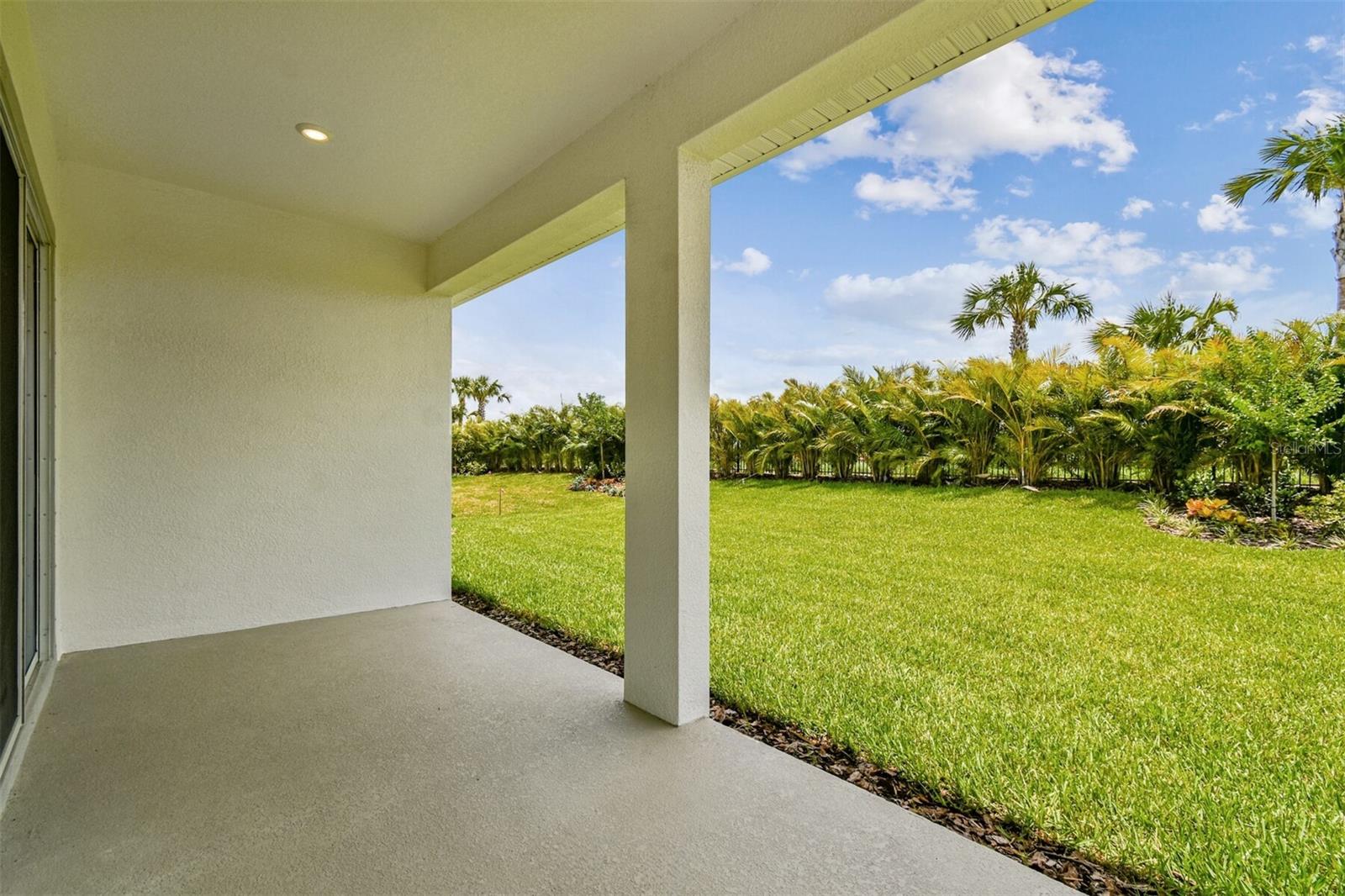 Listing photo id 31 for 5283 Everlong Drive