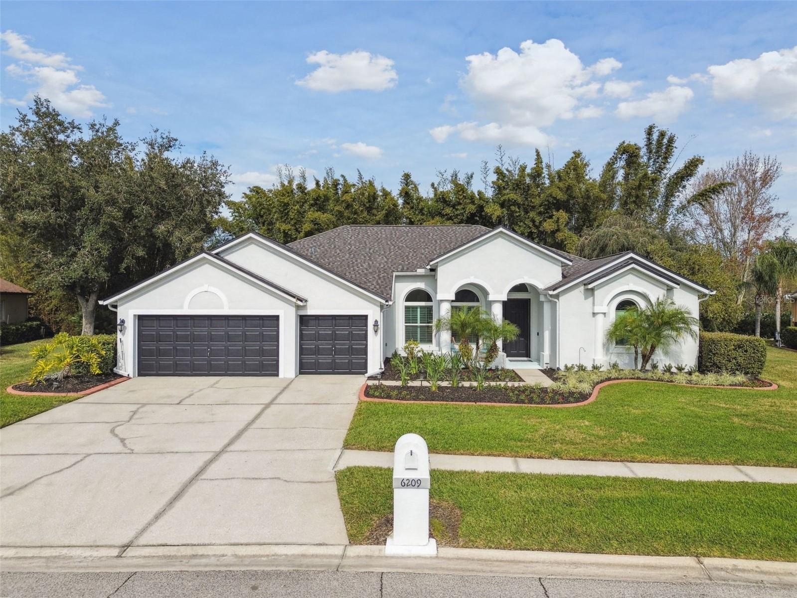 Details for 6209 Nimes Court, LUTZ, FL 33558