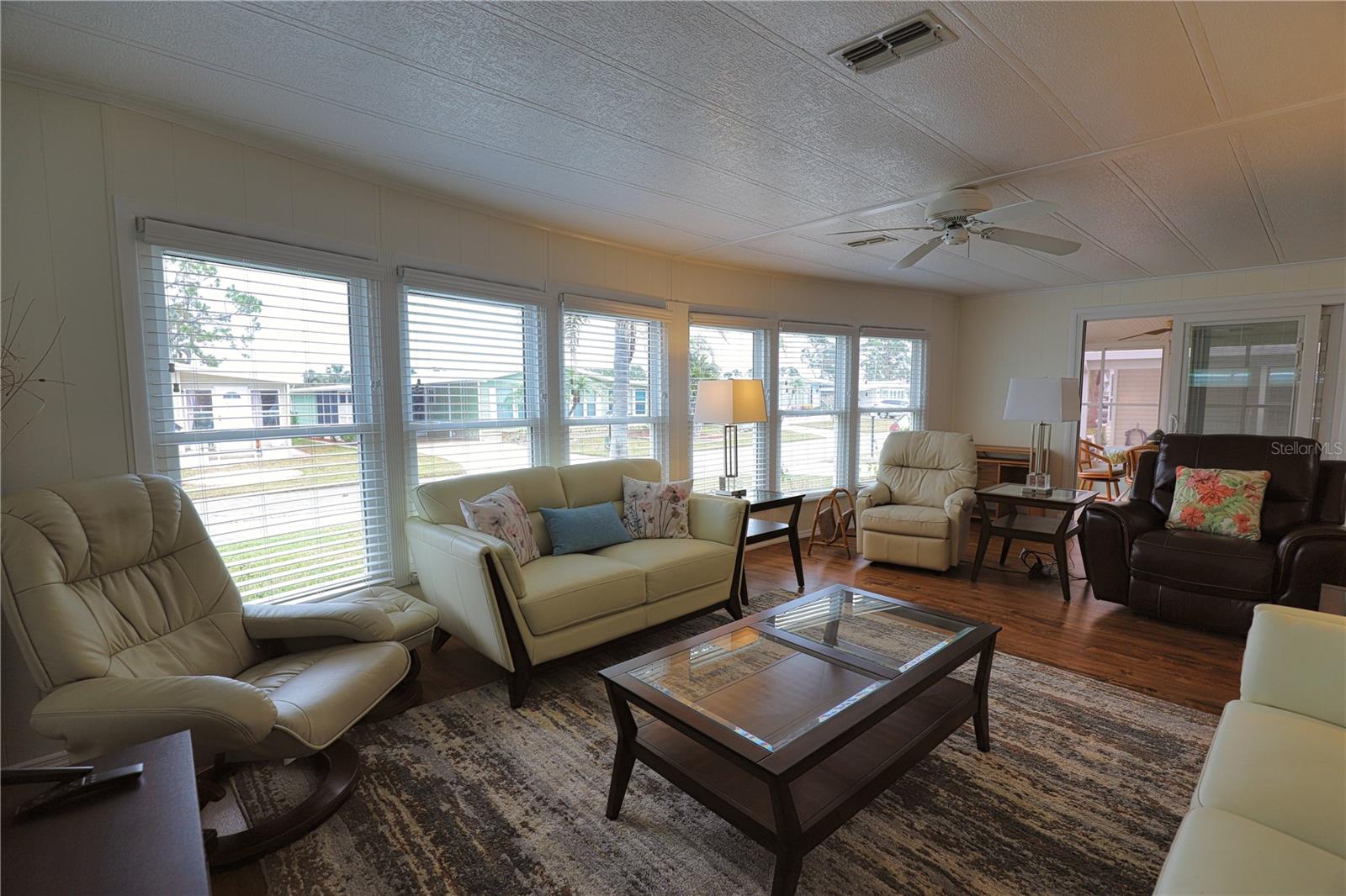 Image 20 of 100 For 653 Alvarado