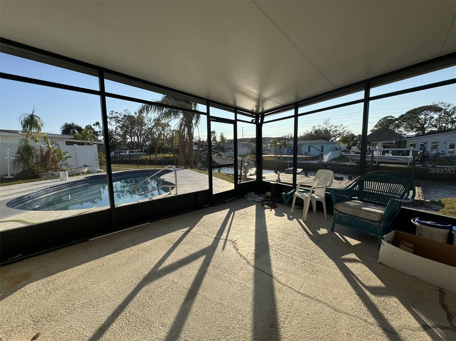 Listing photo id 6 for 9524 Treasure Lane Ne