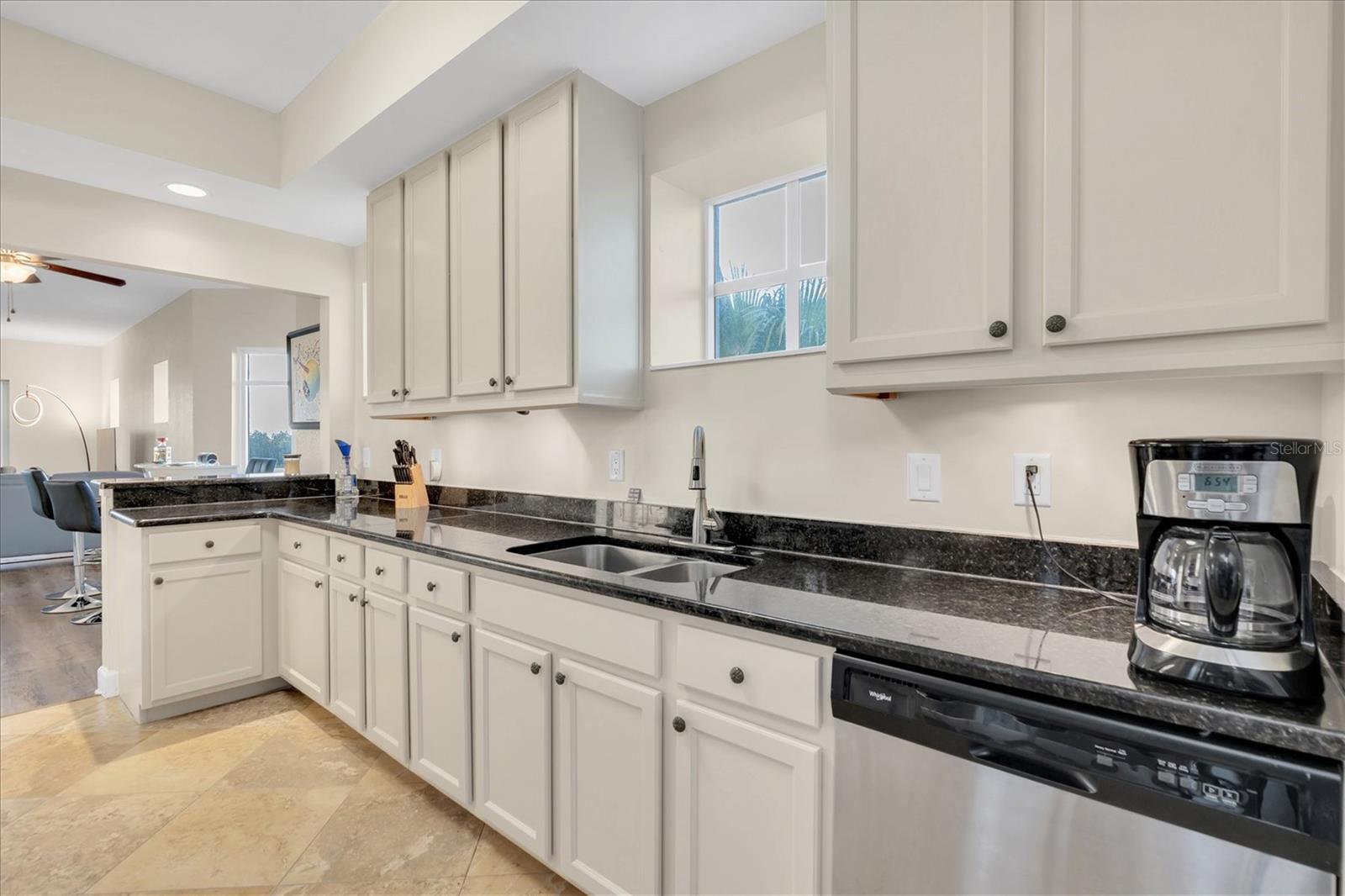 Listing photo id 14 for 12077 Gandy Boulevard N 344