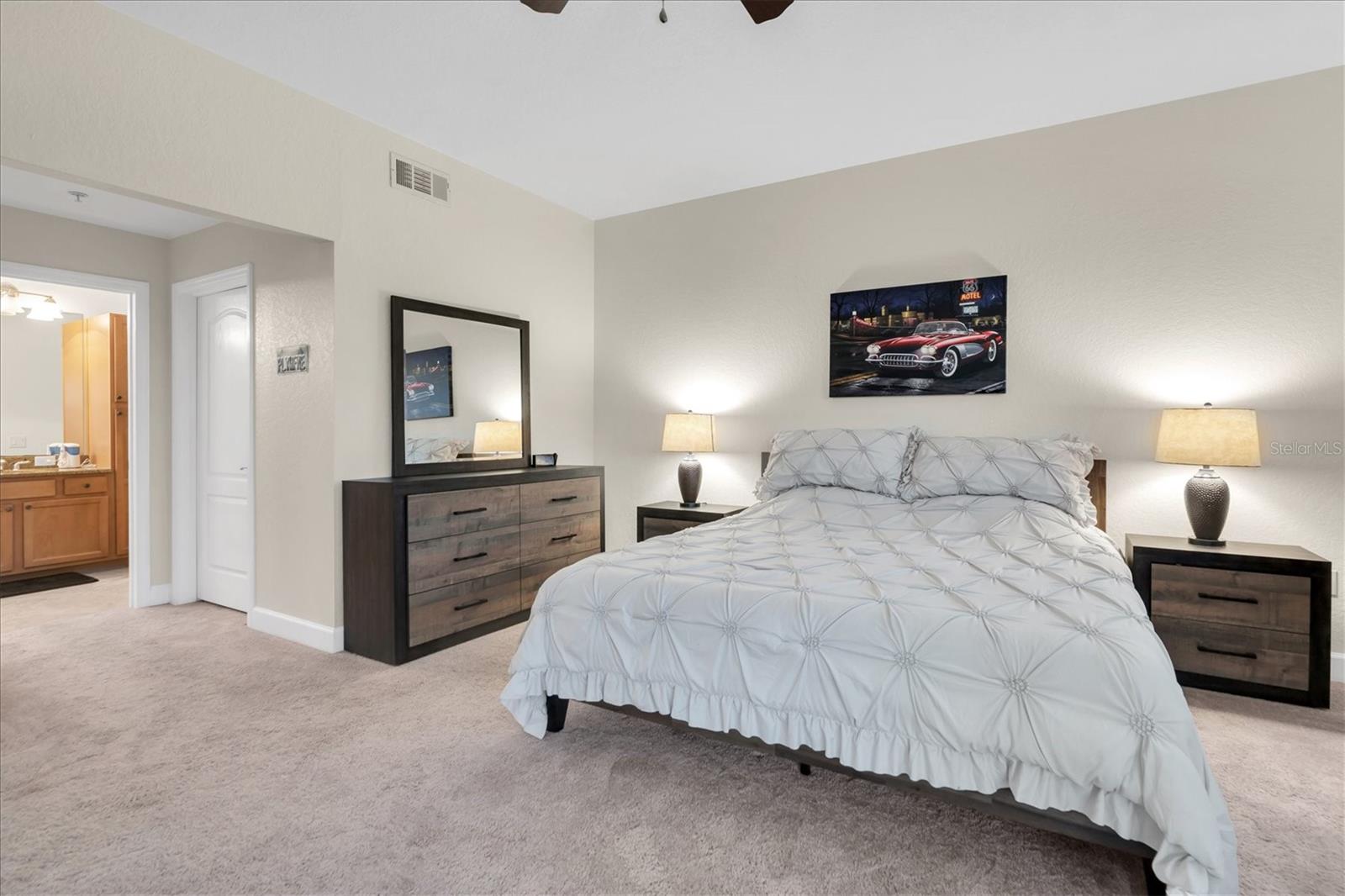 Listing photo id 21 for 12077 Gandy Boulevard N 344