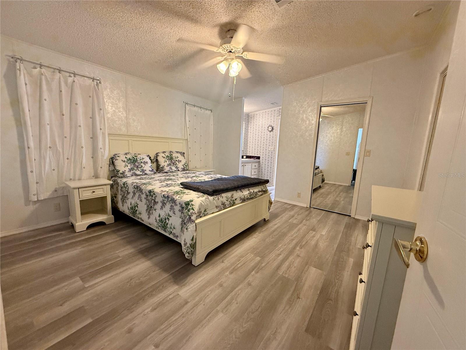 Image 8 of 31 For 209 Saint Thomas Circle