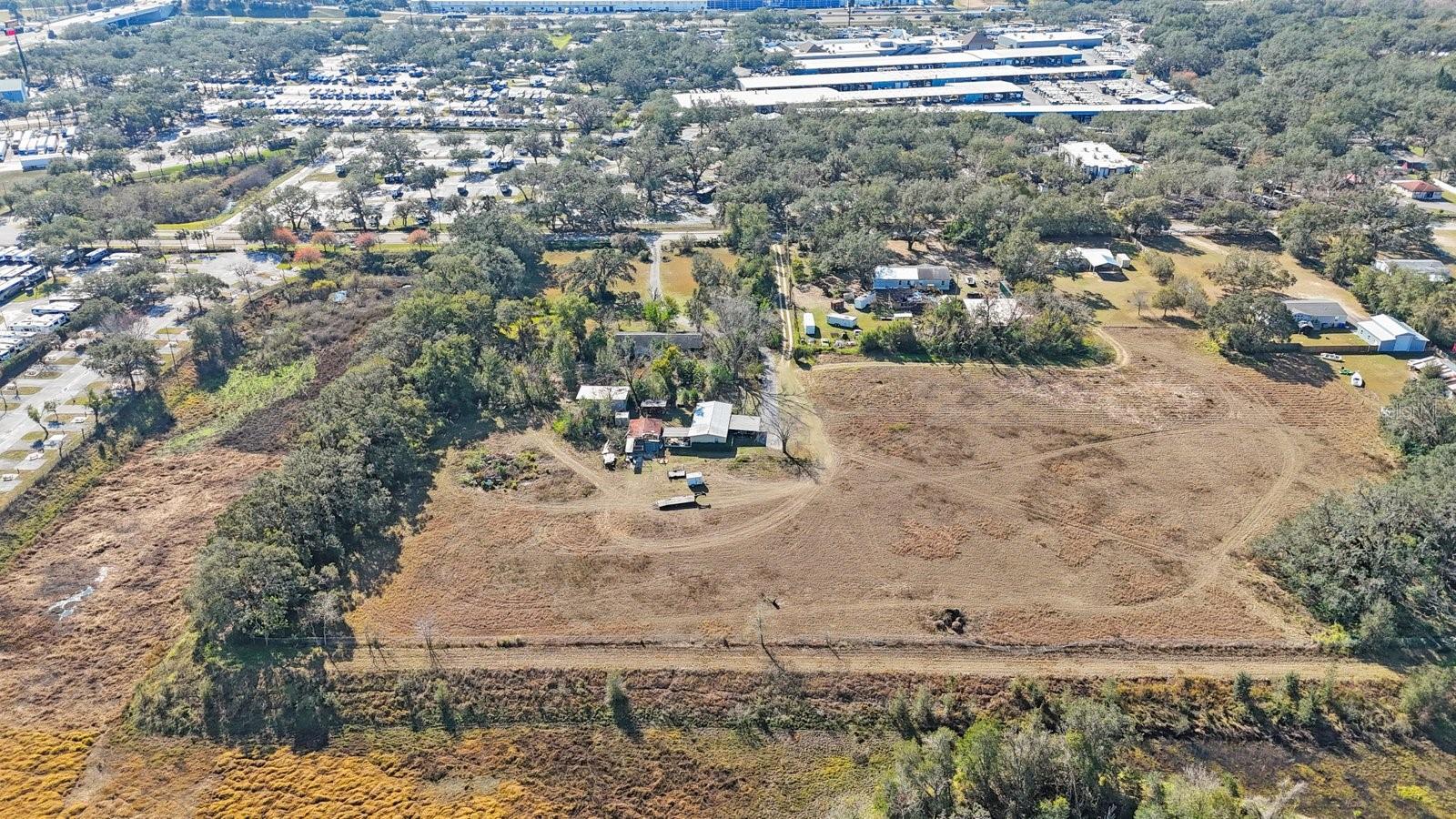 Image 8 of 40 For 11318 Sligh Avenue