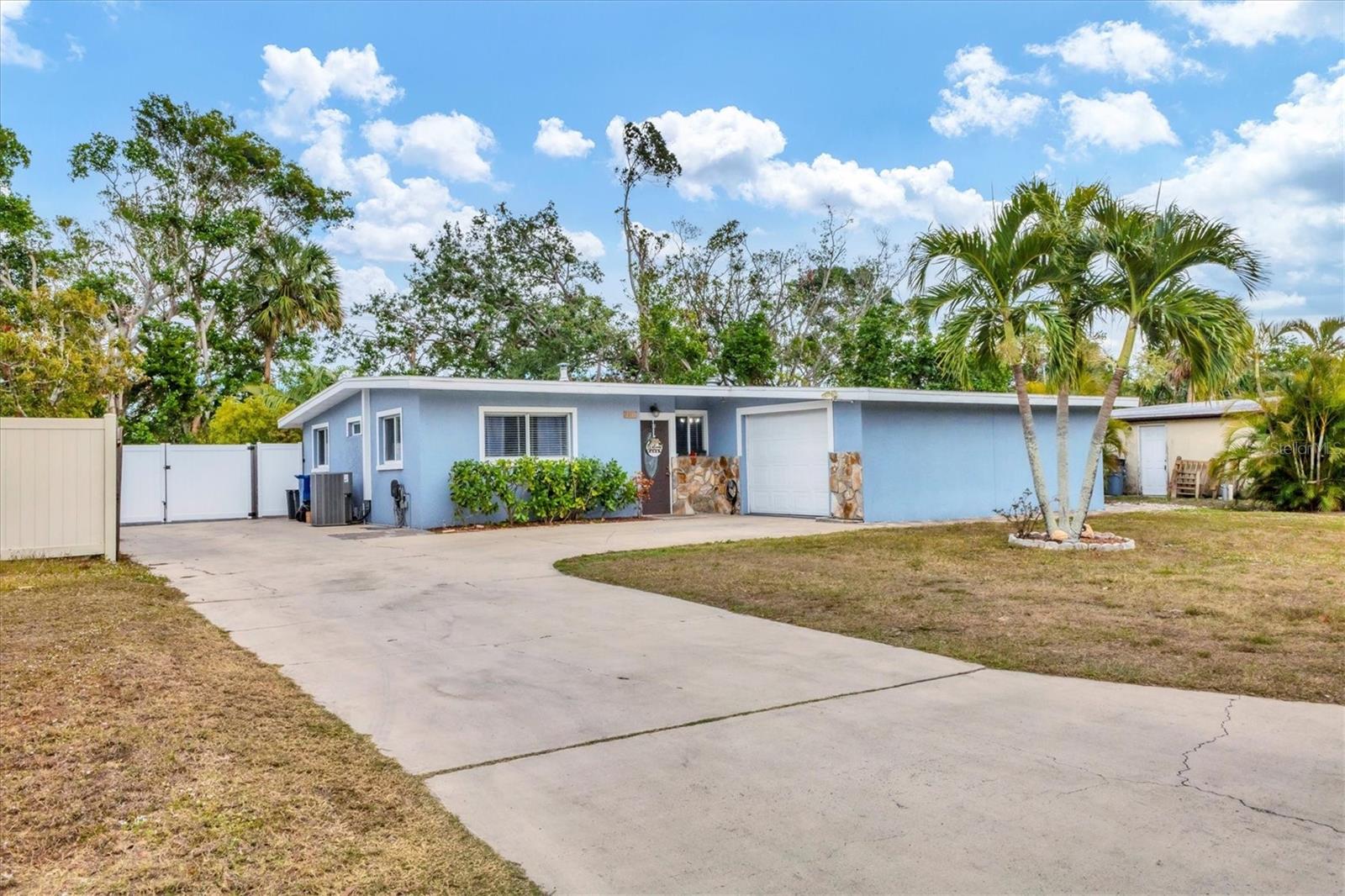 Details for 5715 20th Street W, BRADENTON, FL 34207