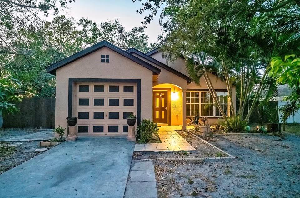 Details for 1067 Jefferson Avenue, SARASOTA, FL 34237