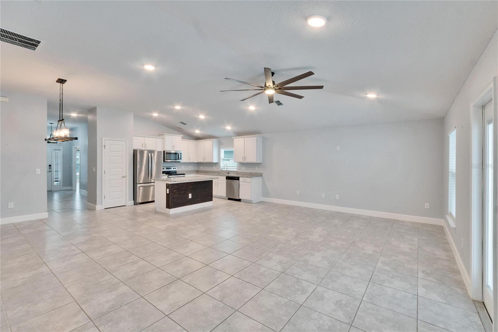 Listing photo id 27 for 14525 Scottburgh Glen Drive