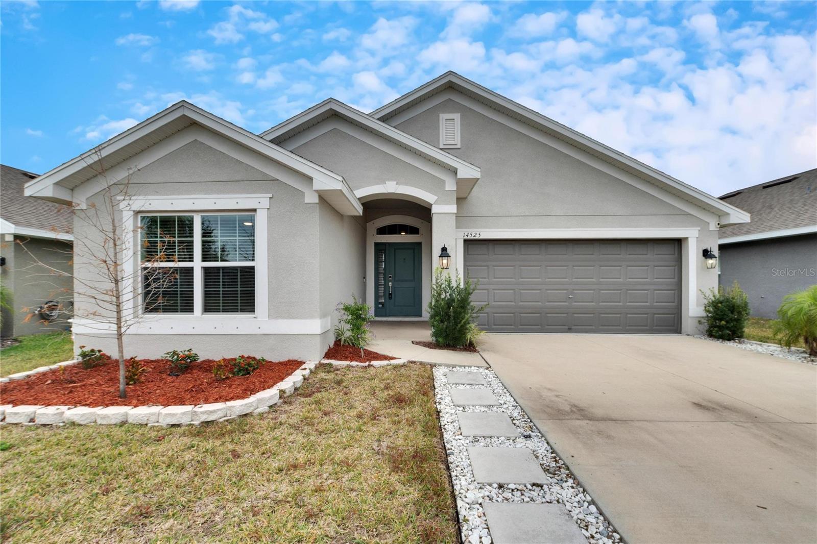 Listing photo id 2 for 14525 Scottburgh Glen Drive