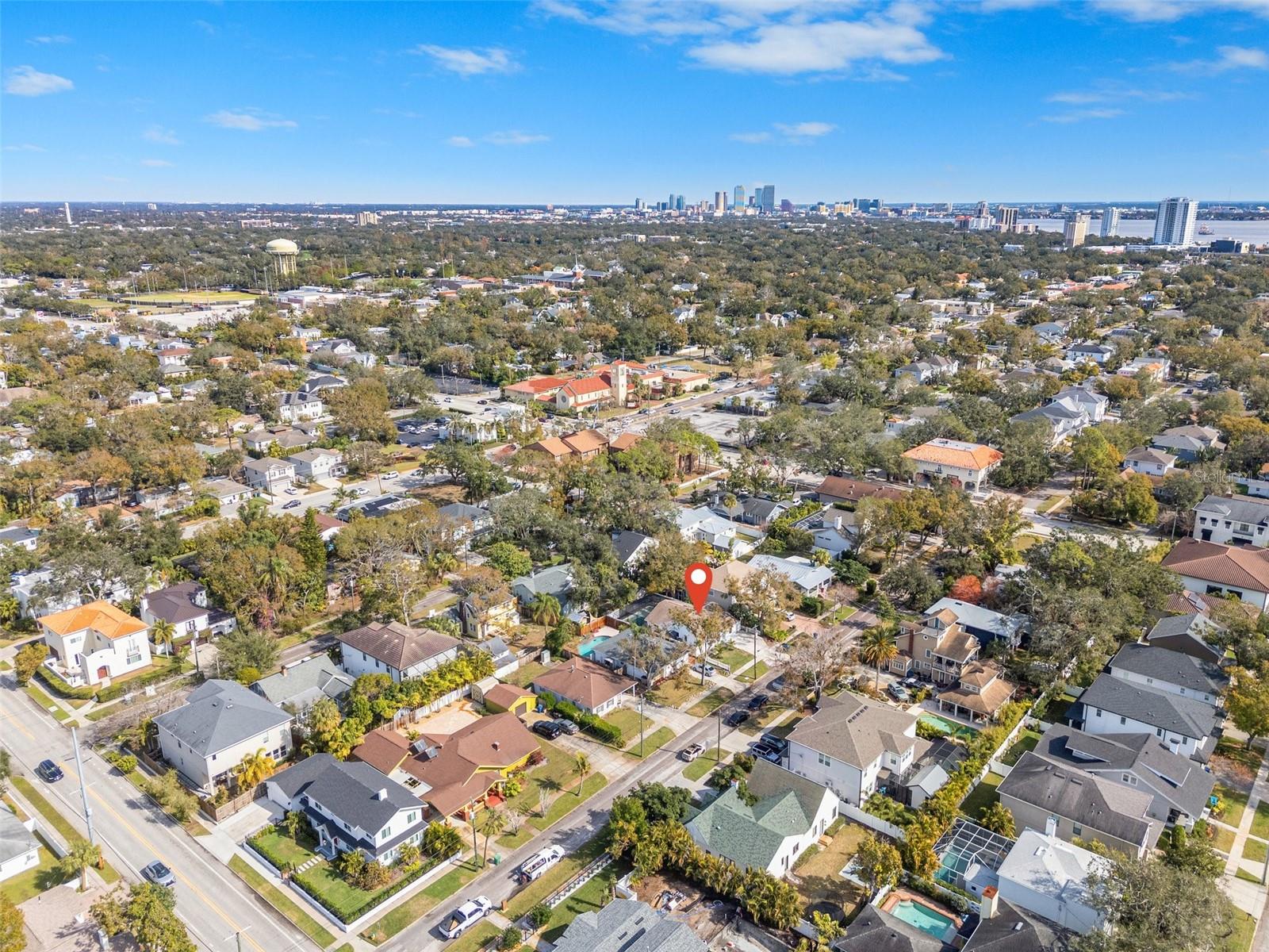 Listing photo id 29 for 3815 San Juan Street