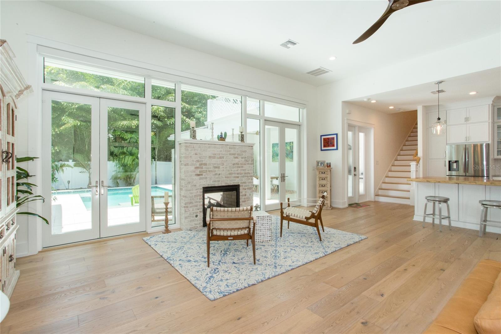 Image 15 of 37 For 335 16th Avenue Ne