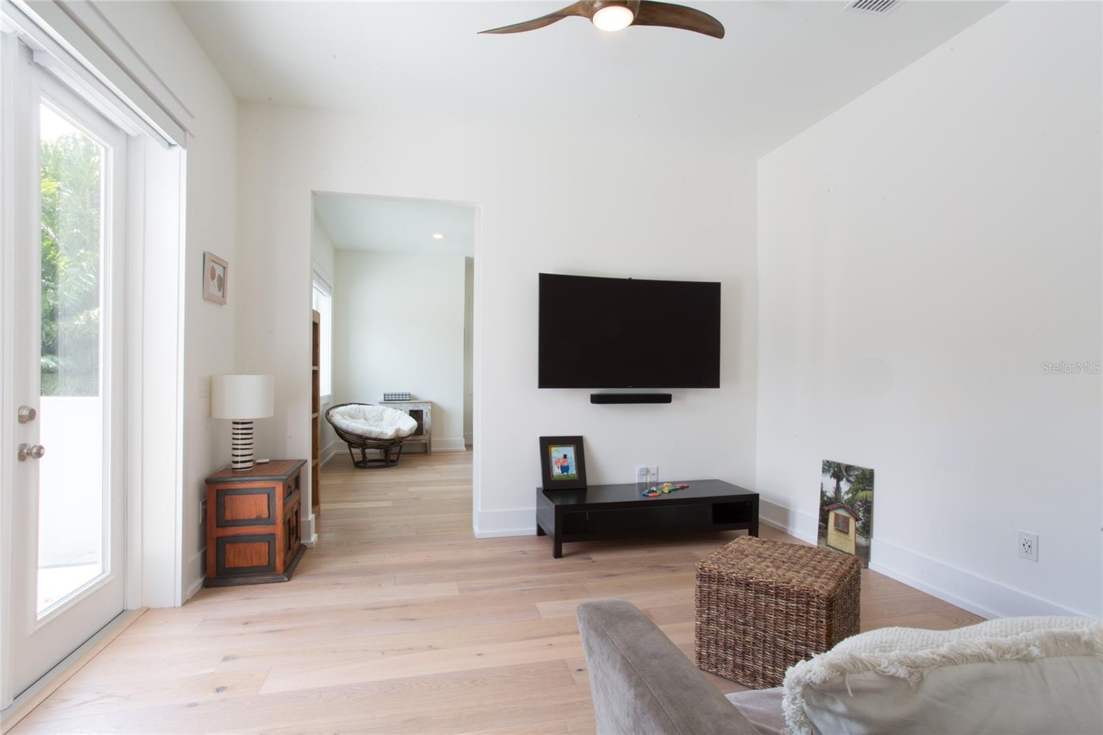 Image 33 of 37 For 335 16th Avenue Ne
