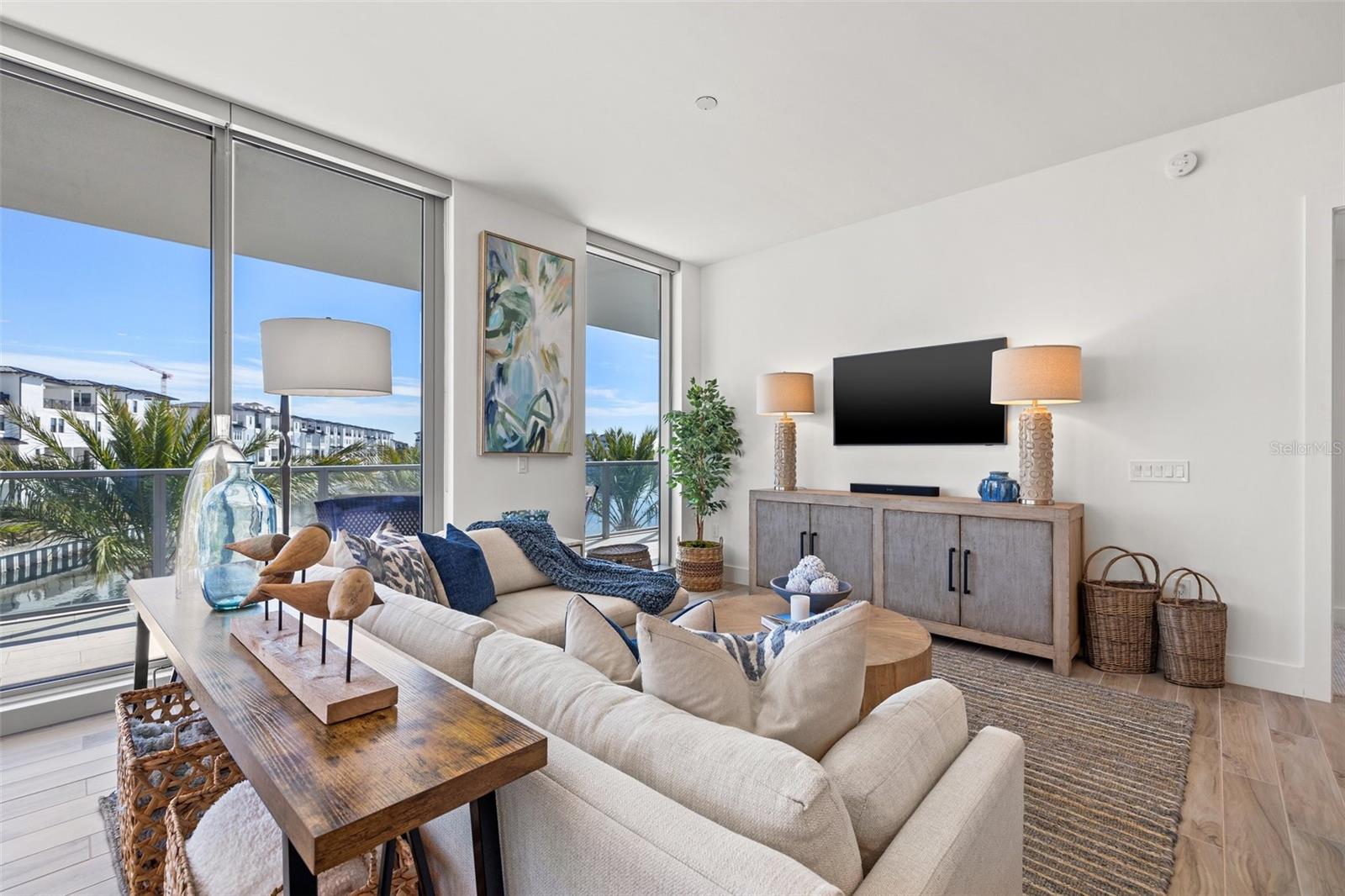 Listing photo id 4 for 5120 Marina Way 2205