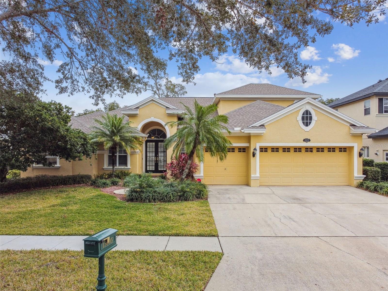 Details for 15005 Lake Emerald Boulevard, TAMPA, FL 33618