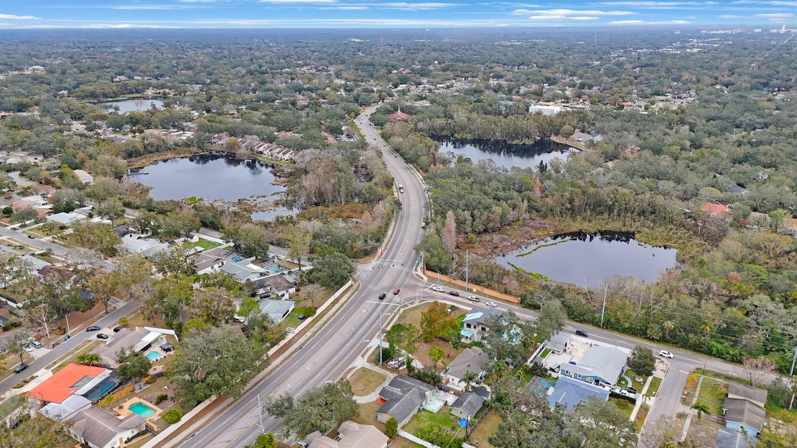 Listing photo id 41 for 2504 Fletcher Avenue