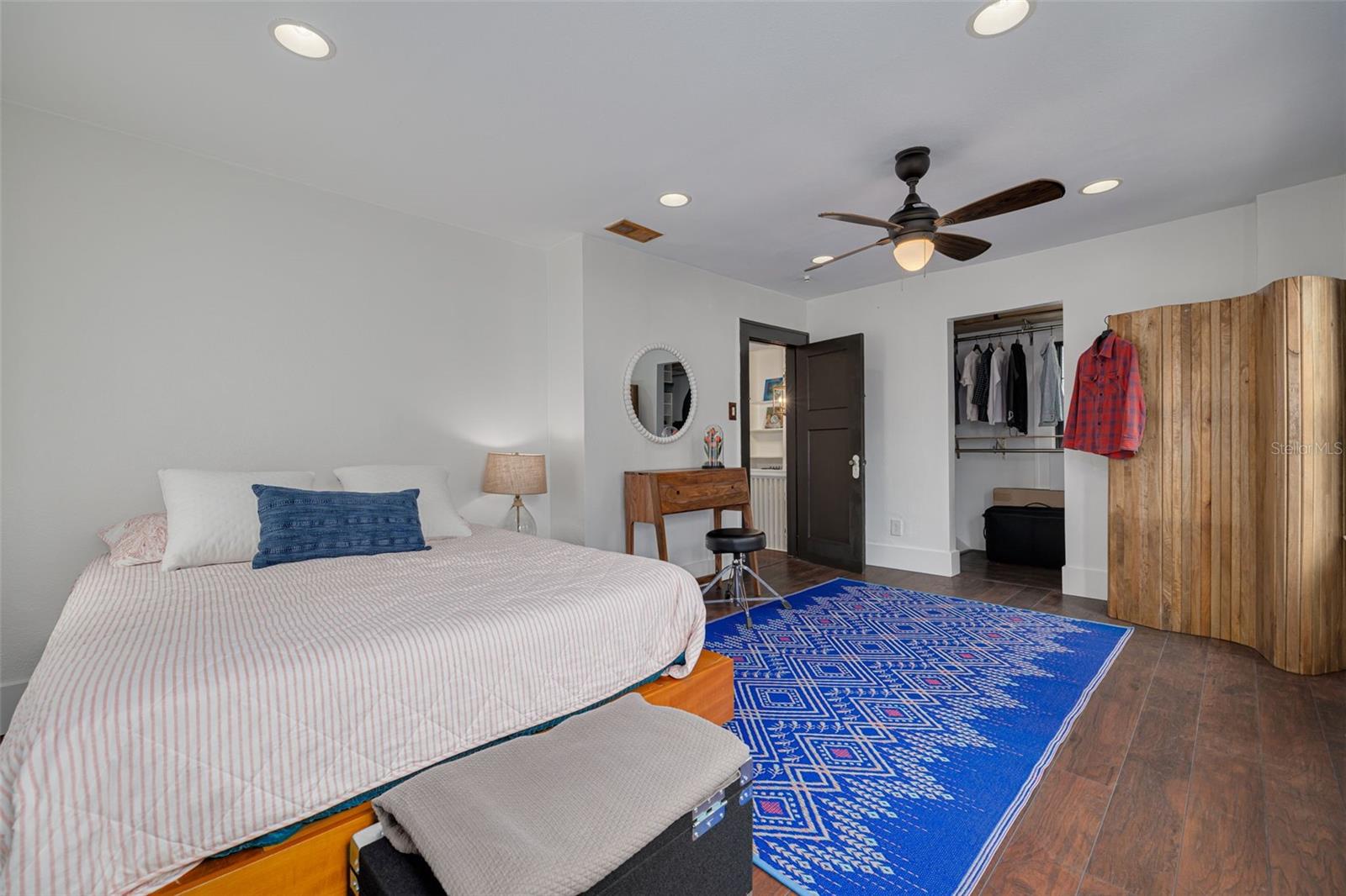 Image 13 of 27 For 605 7th Street N