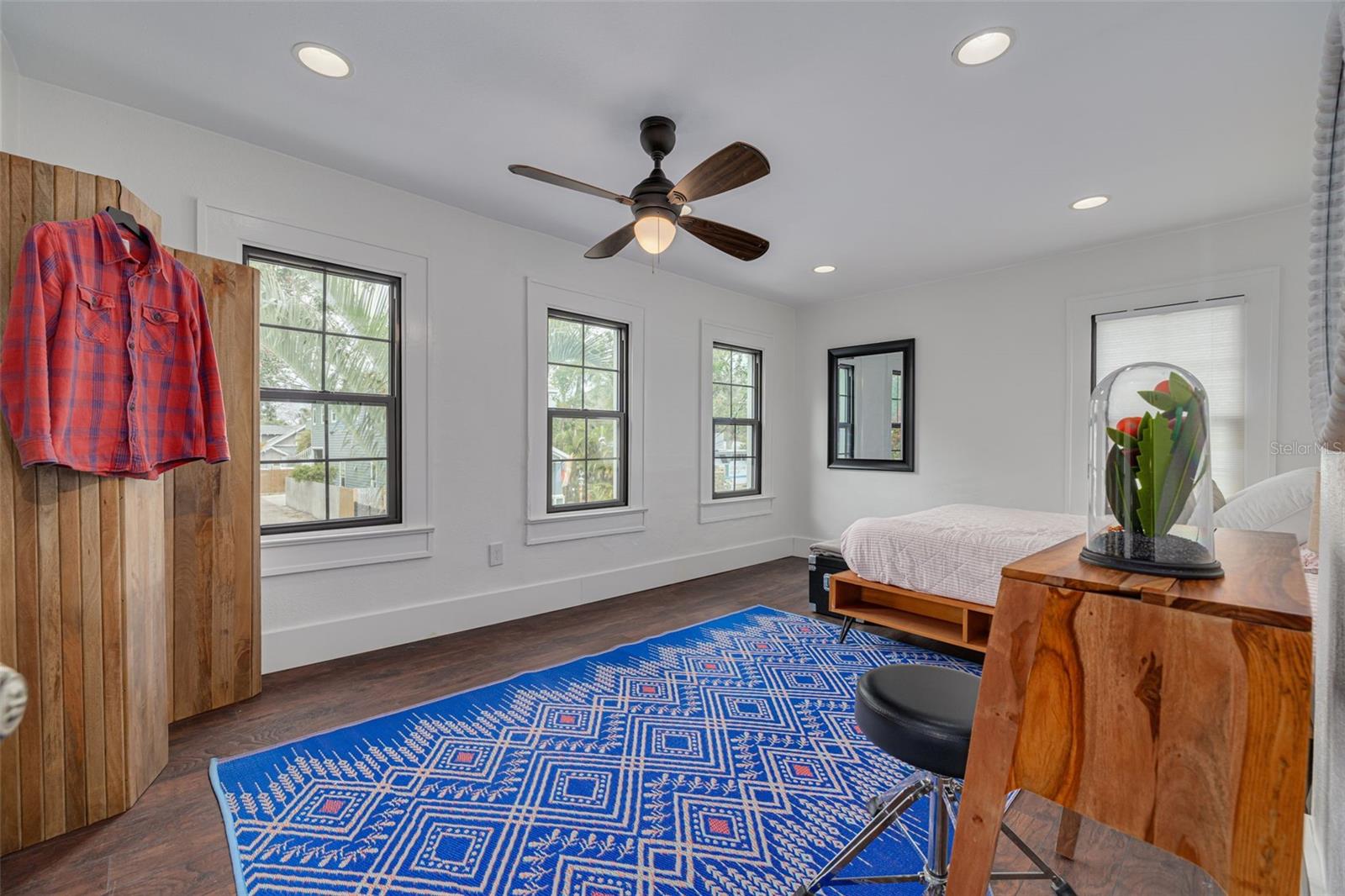 Image 14 of 27 For 605 7th Street N