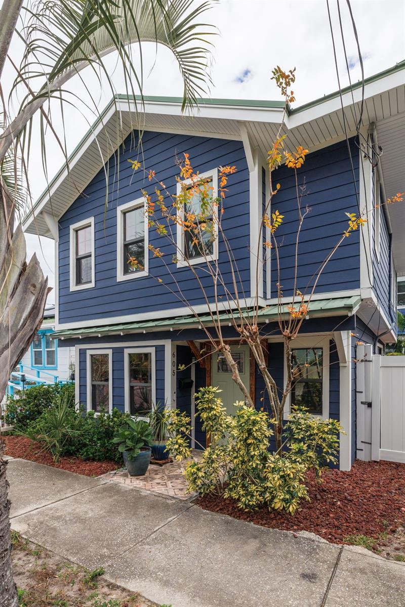 Image 23 of 27 For 605 7th Street N