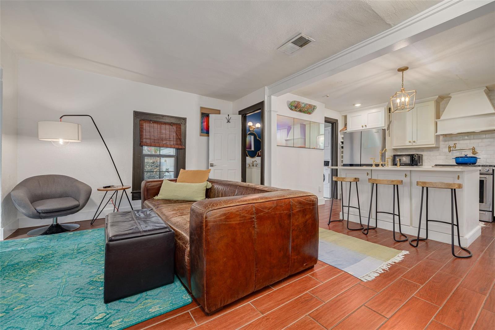 Image 4 of 27 For 605 7th Street N
